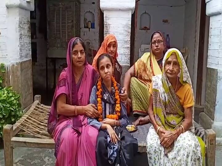 मरा समझकर कूड़ेदान में फेंक दिया था नूपुर को, हौसले और जज्बे से पहुंचीं केबीसी की हॉट सीट तक