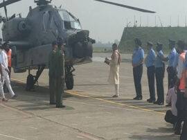 Apache helicoptor inducted in indian airforce वायुसेना की मारक क्षमताओं को और बढ़ाएंगे लड़ाकू हेलीकॉप्टर: बीएस धनोआ