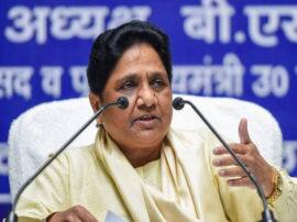 मॉब लिंचिंग पर मायावती ने किया सरकार पर हमला, BSP कार्यकर्ताओं को दी ये नसीहत mayawati criticized government over mob lynching and economy slowdown मॉब लिंचिंग पर मायावती ने किया सरकार पर हमला, BSP कार्यकर्ताओं को दी ये नसीहत