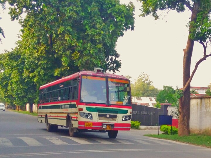 लापरवाही! बाहरी लोगों से कराया जा रहा था चालक व परिचालक का काम, सहायक क्षेत्रीय प्रबन्धक निलंबित