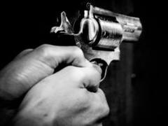 प्रतापगढ़: पुलिस ने मुठभेड़ के दौरान इनामी बदमाश को किया गिरफ्तार, तमंचा और कारतूस बरामद