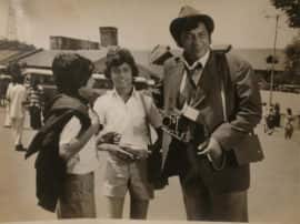  Anees Bazmee, a child artist has worked in the film Naseeb, shared the photo on Twitter फिल्म नसीब में चाइल्ड आर्टिस्ट काम कर चुके है अनीस बज्मी, ट्विटर पर शेयर की फोटो