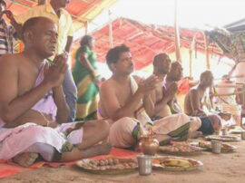 प्रयाग में मुंडन संस्कार के साथ शुरू होता है पिंडदान, पितरों को मिलती है जीवन- मरण के बंधन से मुक्ति pind daan in pitru paksha in Prayagraj प्रयाग में मुंडन संस्कार के साथ शुरू होता है पिंडदान, पितरों को मिलती है जीवन- मरण के बंधन से मुक्ति