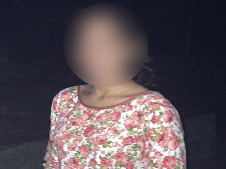 मैनपुरी: हॉस्टल के कमरे में मिला छात्रा का शव, परिजन बोले- रेप के बाद की गई हत्या rape and murder of girl student in Mainpuri navodaya vidyalaya