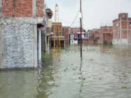 yamuna and ganga river water level increased flood situation in prayagraj प्रयागराज: बाढ़ से निपटने के लिए बुलाई गई सेना, आने वाले दिनों में और बढ़ सकती हैं लोगों की मुसीबतें