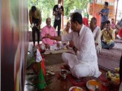 रायबरेली: कांग्रेसी विधायक ने प्रधानमंत्री की दीर्घायु के लिए किया यज्ञ