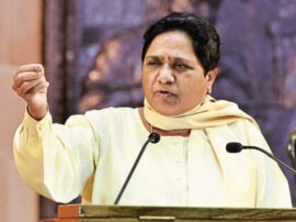 mayawati slams yogi government over Hardoi incident हरदोई में युवक को जिंदा जलाने के मामले में मायावती ने योगी सरकार पर साधा निशाना, कही ये बात