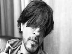 इन दिनों अपनी लाइब्रेरी की सफाई में बिजी हैं शाहरुख खान Photo शेयर कर बताया सारा हाल