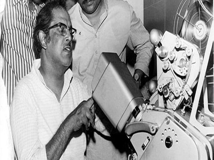 बीते दौर में आम आदमी को पर्दे पर उतारने वाले Hrishikesh Mukherjee आज भी क्यो आते हैं याद