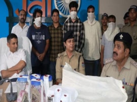 police arrested dacoits involved cricketer abhimanyu Dacoity case क्रिकेटर अभिमन्यु के घर डकैती का खुलासा, बीएसफ का बर्खास्त कमांडेंट निकला मास्टरमाइंड