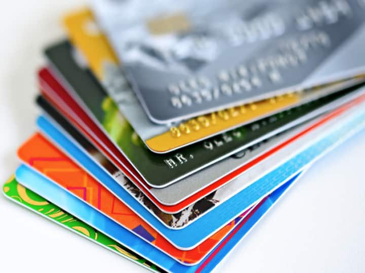 क्रेडिट कार्ड यूजर्स भूलकर भी न करें ये 7 गलतियां, नहीं तो हो सकता है....