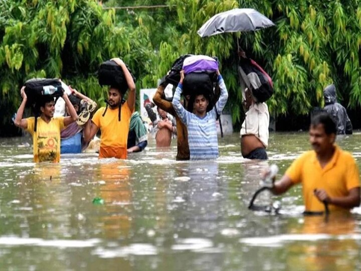 यूपी के कई इलाकों में छाए घने बादल, बूंदा-बांदी के आसार; पटना का हाल बेहाल