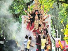 प्रयागराज में श्रद्धापूर्वक मनाई जा रही है नवमी, श्रद्धालुओं ने अयोध्या में राम मंदिर के लिए की प्रार्थना