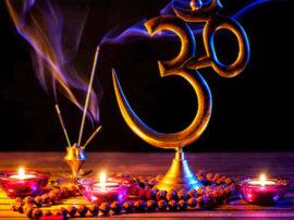 जानें- क्यों भगवान भोलेनाथ को लगाया जाता है चंदन का लेप, क्या है इसका धार्मिक महत्व know the Importance of Sandalwood in Religious significance जानें- क्यों भगवान भोलेनाथ को लगाया जाता है चंदन का लेप, क्या है इसका धार्मिक महत्व