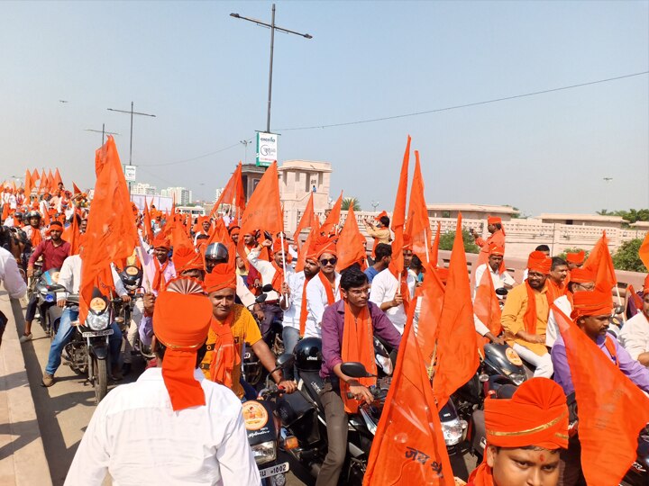 विजयदशमी पर लखनऊ में निकली श्रीराम रथयात्रा, राम मंदिर को लेकर आरएसएस ने शुरु किया अभियान