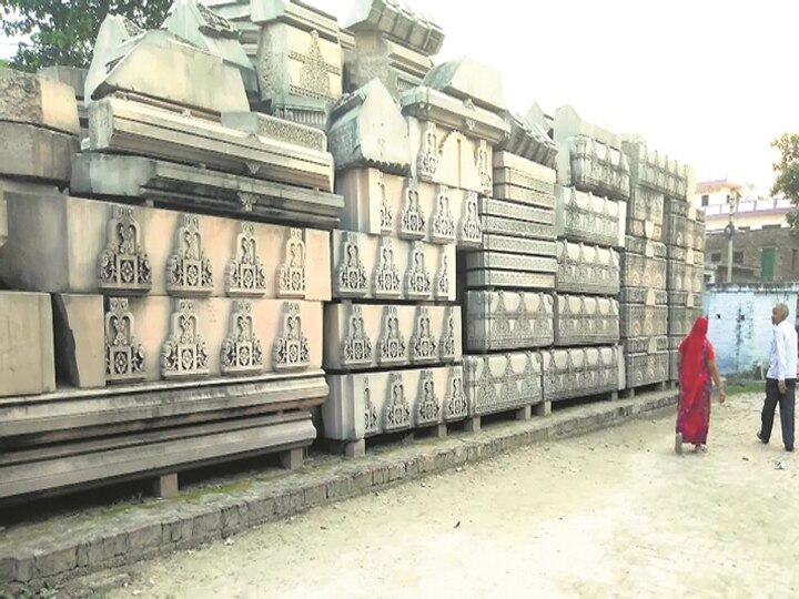 विजयदशमी पर लखनऊ में निकली श्रीराम रथयात्रा, राम मंदिर को लेकर आरएसएस ने शुरु किया अभियान