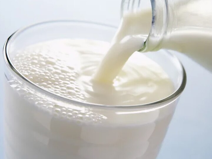 कांच के गिलास में नहीं पीना चाहिए दूध, जानें और क्या हैं सावधानियां milk should be avoided in glass cup and many more abp ganga