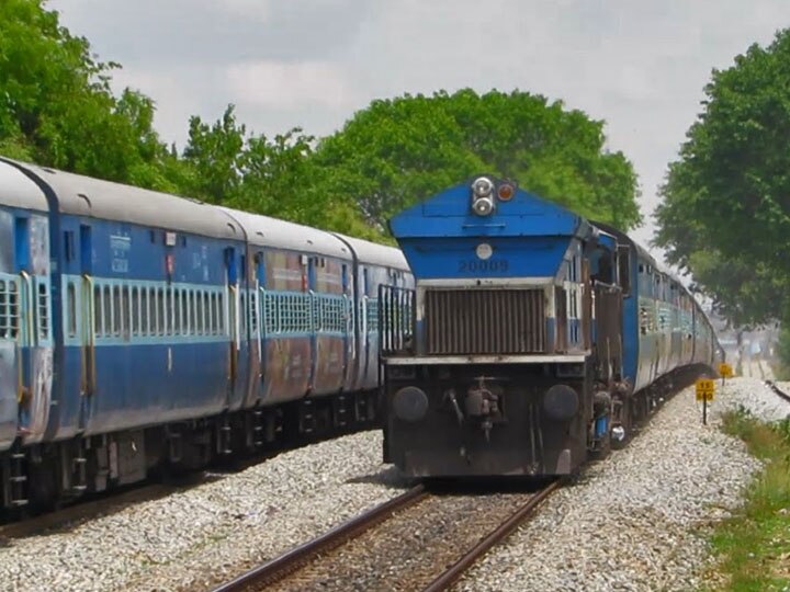 इंटरसिटी एक्सप्रेस पर लगा इमरजेंसी ब्रेक, पकड़ा गया आरोपी accused arrested for emergency brake on intercity express