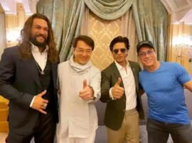 Shahrukh Khan seen with international celebrities, pictures went viral on social media इंटरनैशनल सिलेब्रिटीज के साथ दिखे शाहरुख खान, सोशल मीडिया वायरल हुई तस्‍वीरें