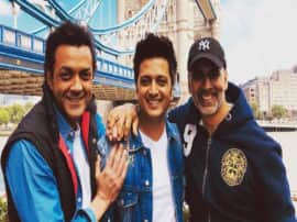 Riteish Deshmukh ने खोली Akshay Kumar की पोल तो इस तरह दिया खिलाड़ी ने जवाब, देखें वीडियो Housefull 4 Riteish Deshmukh and Boby Deol Teas Akshay Kumar Bobby Deol for being late on The Kapil Sharma Show Riteish Deshmukh ने खोली Akshay Kumar की पोल तो इस तरह दिया खिलाड़ी ने जवाब, देखें वीडियो