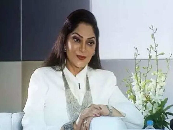 ग्लैमर से लेकर फिल्मी सितारों से गपशप के सफर तक, Simi Garewal जैसी नहीं कोई दूसरी मिसाल