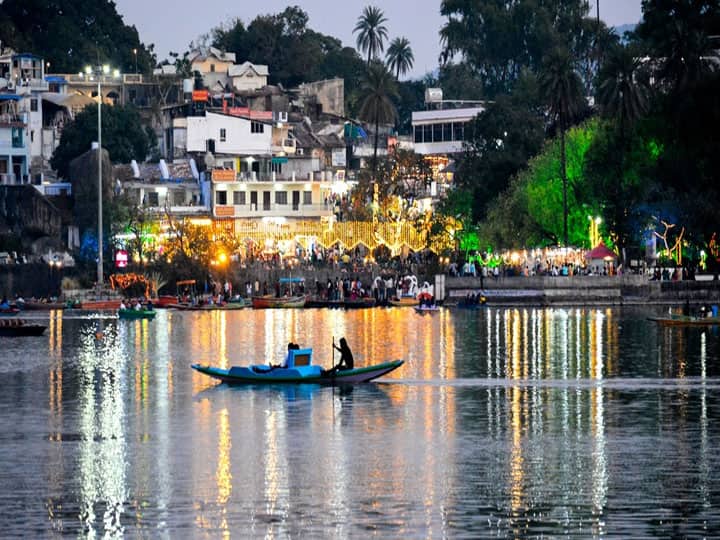 Karwa Chauth 2019: अपने 'चांद' के साथ आप भी खास पलों को बना सकते हैं यादगार, भूल नहीं पाएंगे यहां की खूबसूरती