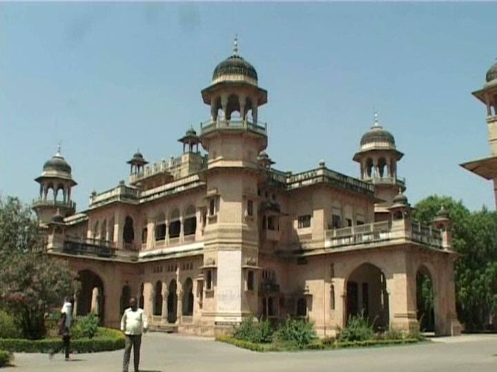 अनूठा विरोध: 20 हजार वोटर, 70 पदों पर चुनाव और एक भी उम्मीदवार नहीं