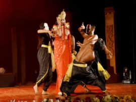 Ramlila by Muslim community in urdu language प्रयागराज: मुस्लिम समुदाय के लोग करते हैं उर्दू में रामलीला का मंचन, गंगा जमुनी तहजीब की अनोखी परंपरा