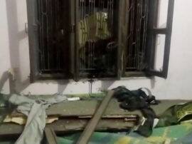 कानपुर: घर में रखे पटाखों में विस्फोट, एक शख्स की मौत; दो की हालत गंभीर One died and two got injured in an explosion at a house in Dwivedi Nagar of Kanpur कानपुर: घर में रखे पटाखों में विस्फोट, एक शख्स की मौत; दो की हालत गंभीर