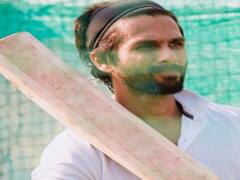 हाथ में बल्ला लिए हुए नजर आए कबीर सिंह, Shahid 'जर्सी' के लिए ले रहे है क्रिकेट कोचिंग