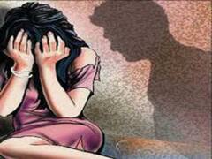 नोएडा: महिला ने इंजीनियर पर अश्लील हरकत करने का लगाया आरोप